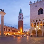 Palazzo Malipiero *